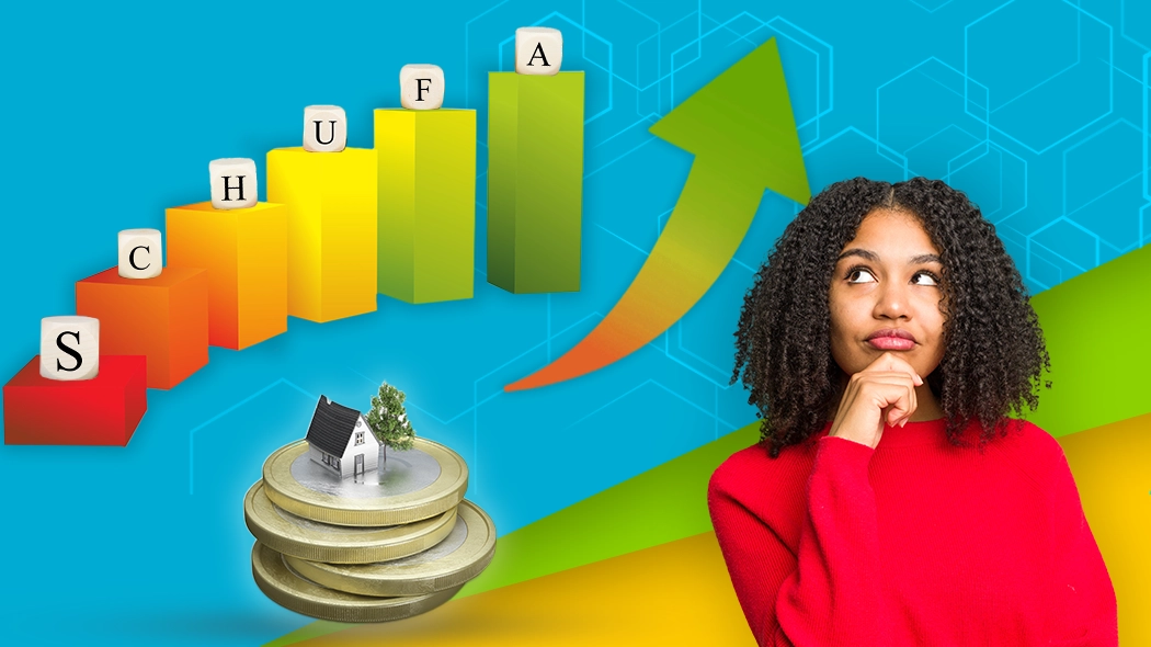 Junge Frau mit lockigem Haar und rotem Pullover, die nachdenklich zur Seite blickt. Im Hintergrund steigen farbige Balken (beschriftet mit S, C, H, U, F, A) von links nach rechts an und bilden eine aufsteigende Kurve, die von einem großen, grünen Pfeil nach oben durchbrochen wird. Im Vordergrund liegt ein Stapel von Euromünzen, auf dem ein kleines Hausmodell steht. Das Bild symbolisiert die Verbesserung des SCHUFA-Scores und den Weg zu finanziellen Zielen, wie dem Immobilienerwerb.
