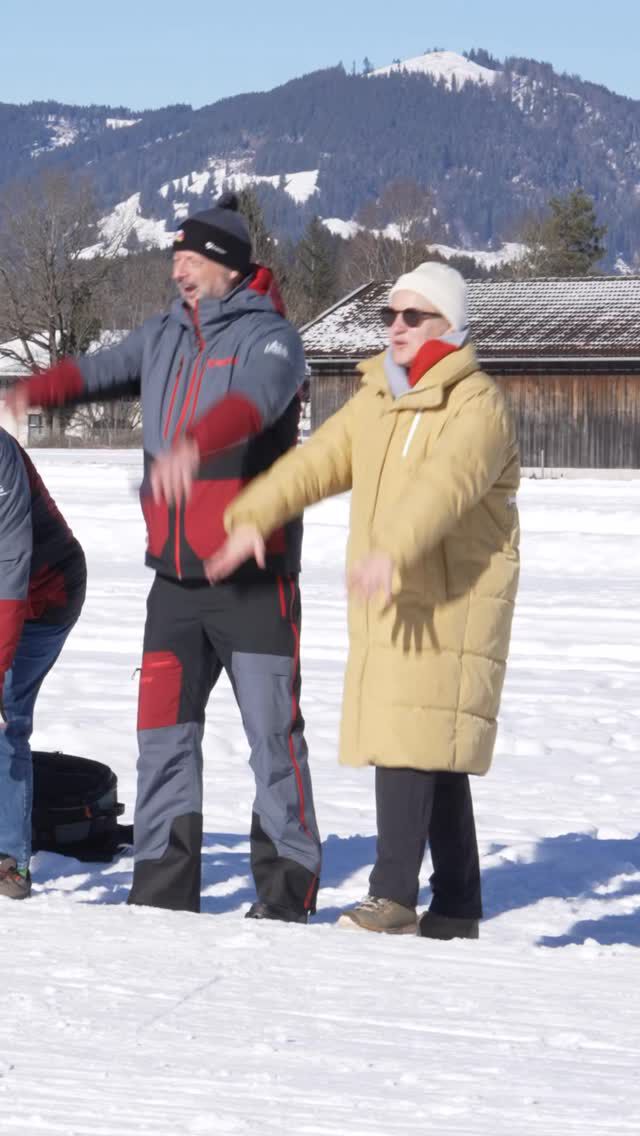 Interbancario 2026 - Recap Movie ⛷️❤️✨

Zusammengefasst: Sparkassenfamilie, großes Gemeinschaftsgefühl & tolle sportliche Leistung ✨

#Interbancario #Recap #TeamSSKM #Teamgeist #StadtsparkasseMünchen