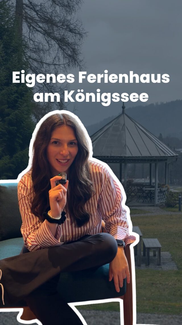 Günstig Urli machen - lieben wir ❤️✨

Und dann auch noch im eigenen Ferienhaus der Arbeitgeberin? Was ein Flex 😏

Bei der Stadtsparkasse München haben wir ein Ferienhaus am Königssee – mit Sauna, Pool, dem Königssee in der Nähe und und und ⛰️🌊.

🤫 Und das für n richtig guten Preis für unsere Mitarbeitenden. Safe n Grund, im #teamsskm anzufangen ✨

#haushohenwart #königssee #mitarbeitende #benefits #stadtsparkassemünchen