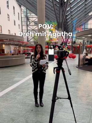 Agatha meinte, wir sollen das hochladen, weil witzig und so 🤷‍♀️ #trend #stadtsparkassemünchen 